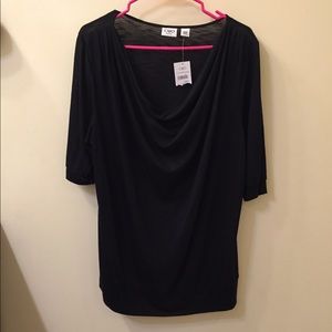 Black shortsleeved top
